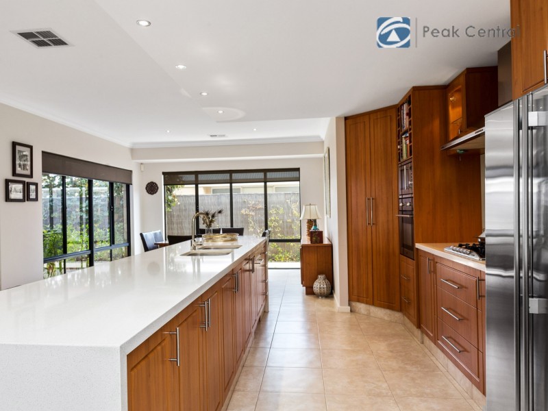 42 Columbus Loop, Success WA 6164
