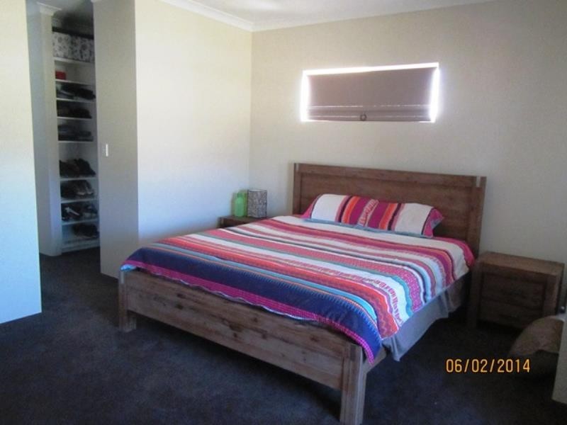 6 Chatham Way, Harrisdale WA 6112