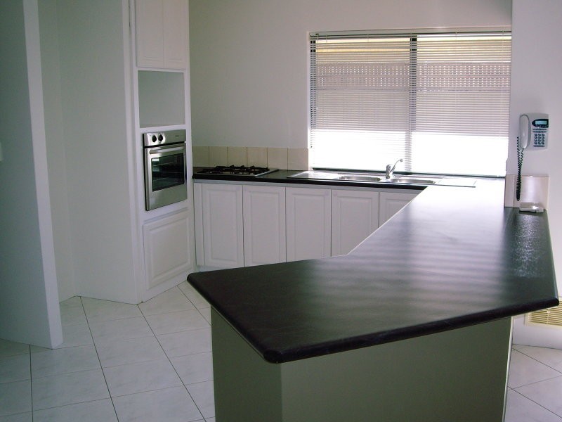 35 Lombe Gardens, Atwell WA 6164