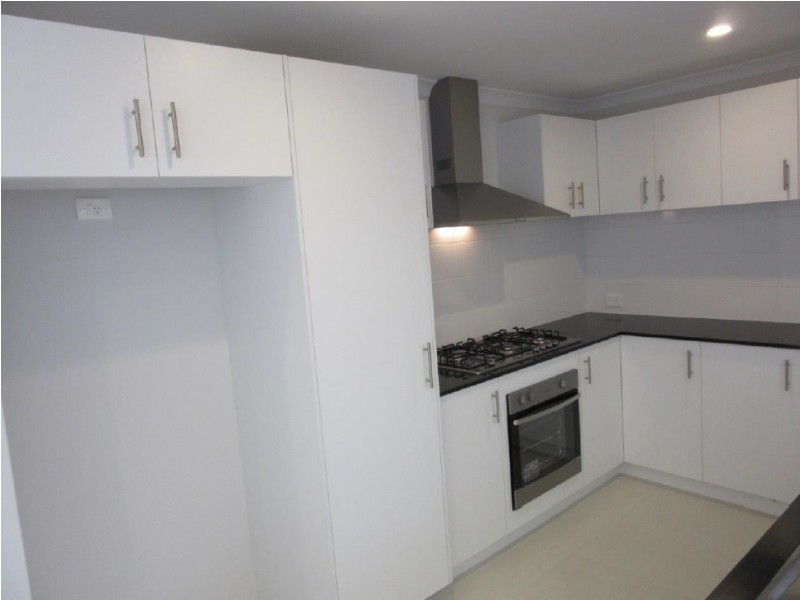 3/4 Skipper Crescent, Success WA 6164