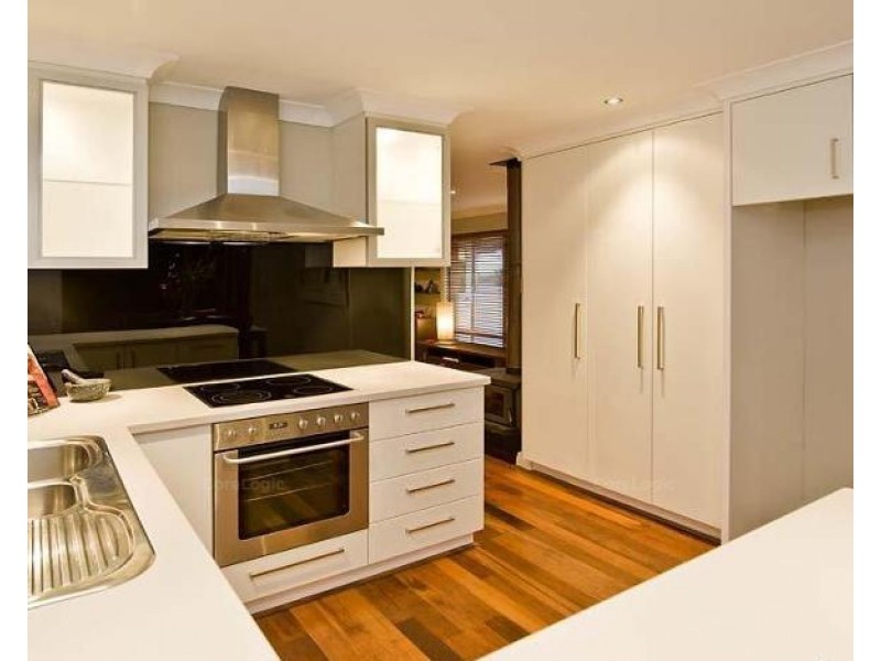 54B Raleigh Street, Carlisle WA 6101