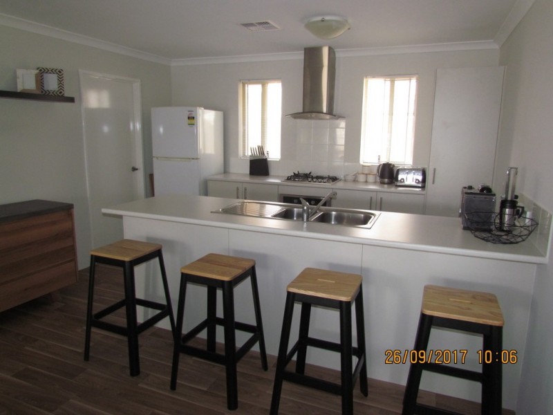 15 Morelia Crescent, Harrisdale WA 6112