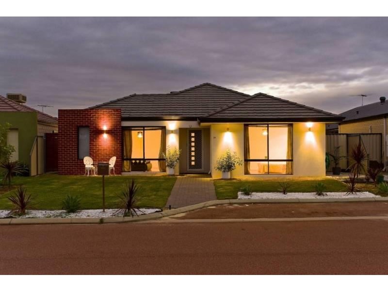 16 Teocote Crescent, Aubin Grove WA 6164