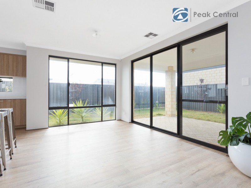 22 Yarrow Street, Banjup WA 6164