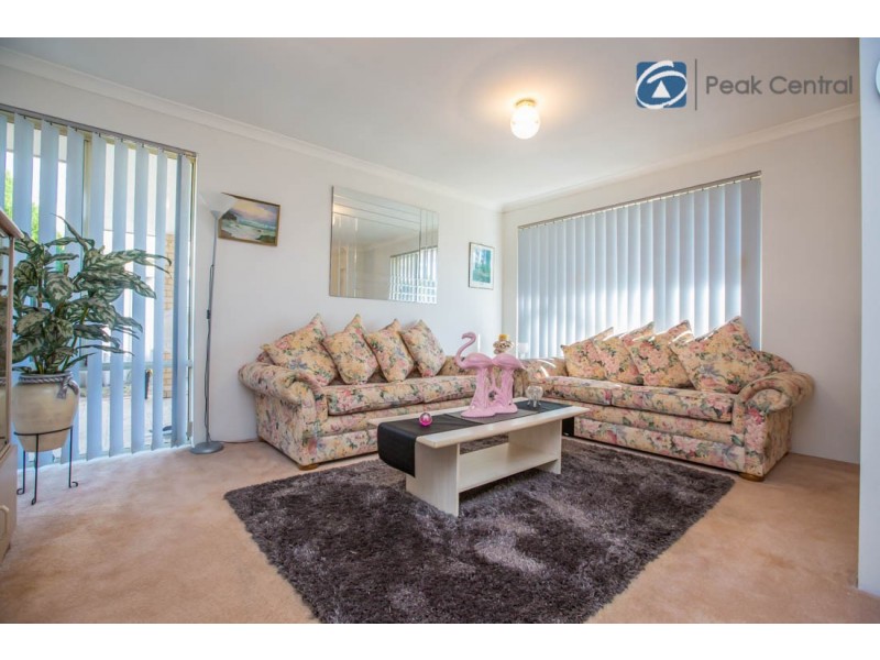 27 Ballard Mews, Success WA 6164