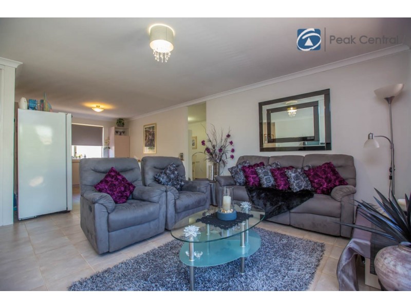 27 Ballard Mews, Success WA 6164