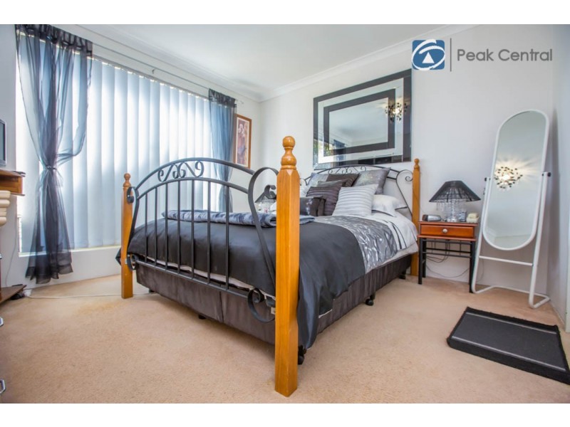 27 Ballard Mews, Success WA 6164