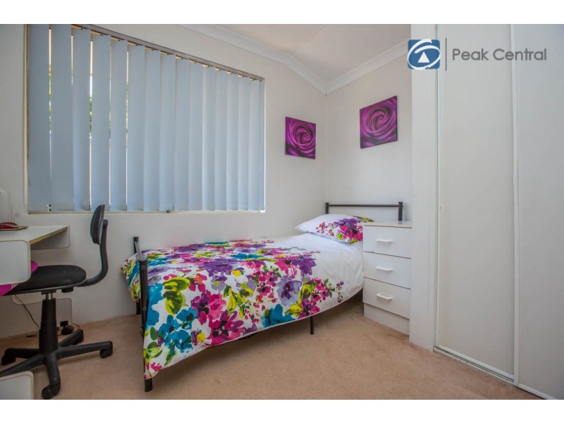 27 Ballard Mews, Success WA 6164