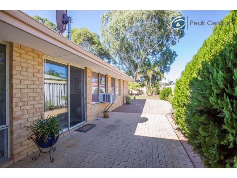 27 Ballard Mews, Success WA 6164