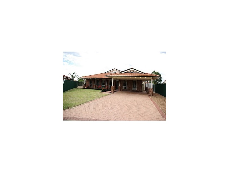 23 Jenniphur Court, Atwell WA 6164