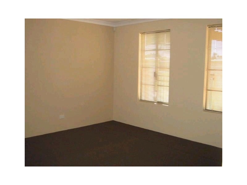 7 Village Lane, Success WA 6164