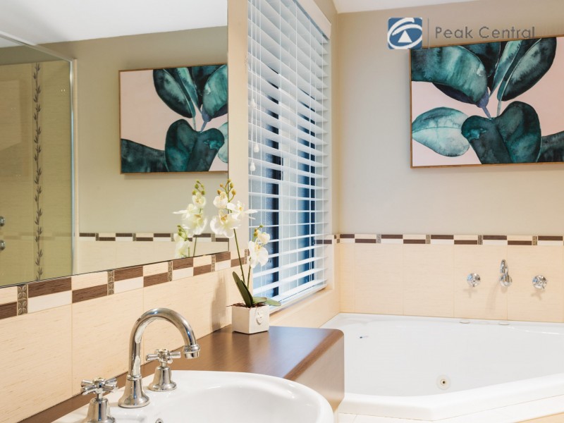 3 Cleland Court, Aubin Grove WA 6164