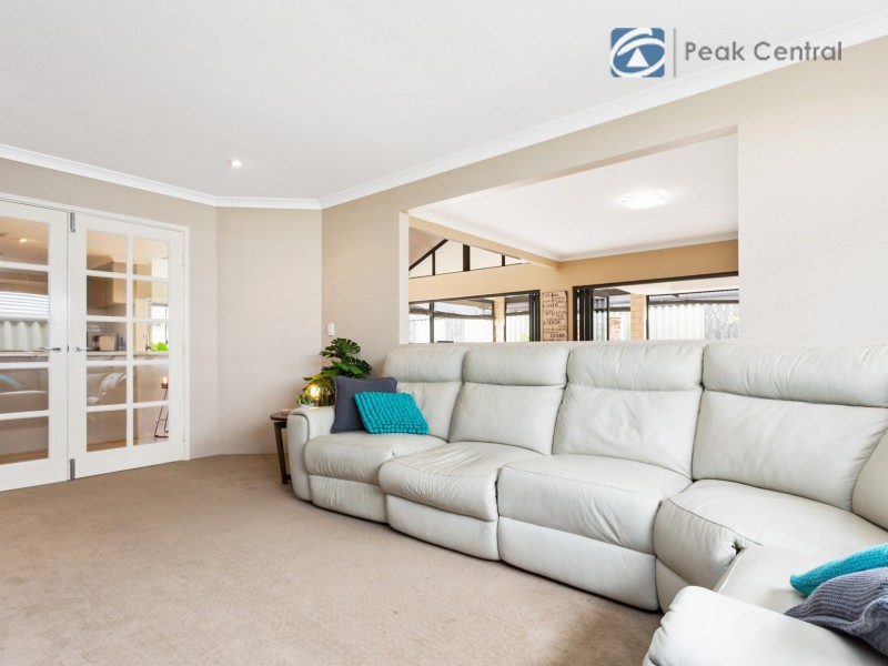 3 Cleland Court, Aubin Grove WA 6164