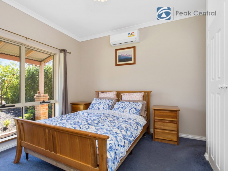 8 Marich Cove, Atwell WA 6164