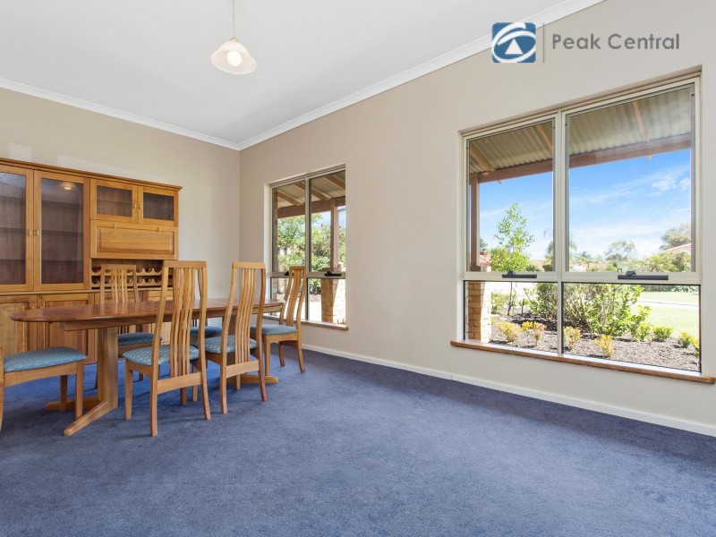 8 Marich Cove, Atwell WA 6164