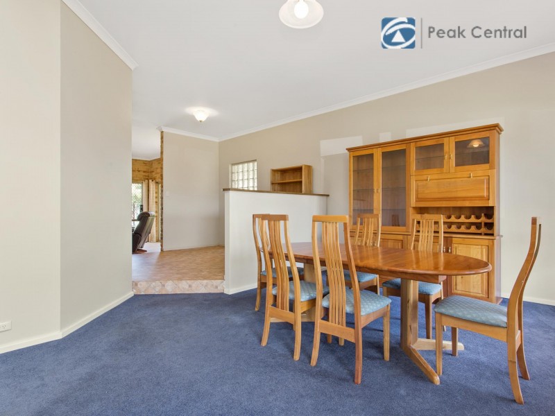 8 Marich Cove, Atwell WA 6164