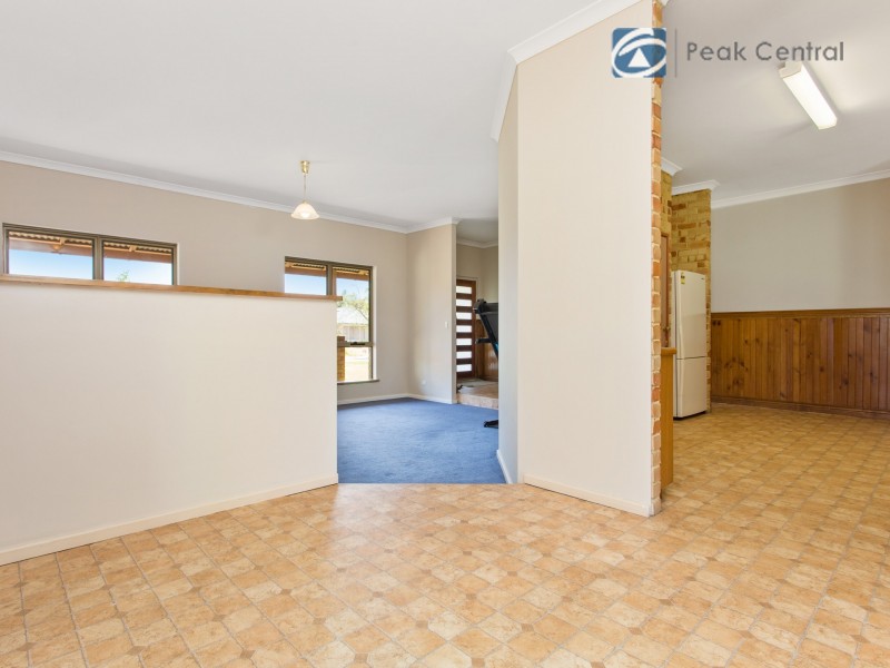 8 Marich Cove, Atwell WA 6164