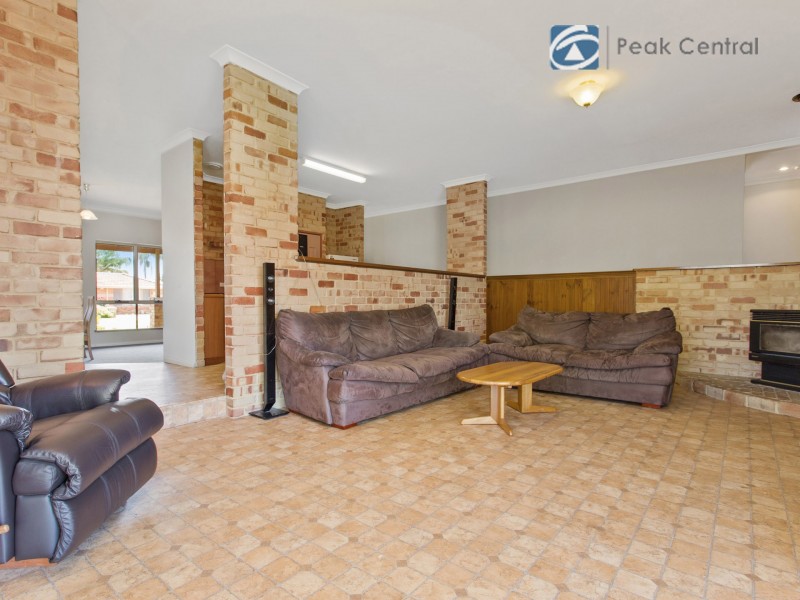 8 Marich Cove, Atwell WA 6164