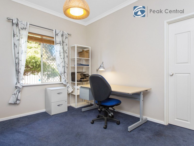 8 Marich Cove, Atwell WA 6164