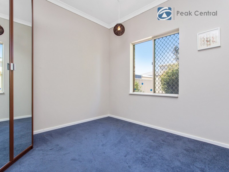 8 Marich Cove, Atwell WA 6164