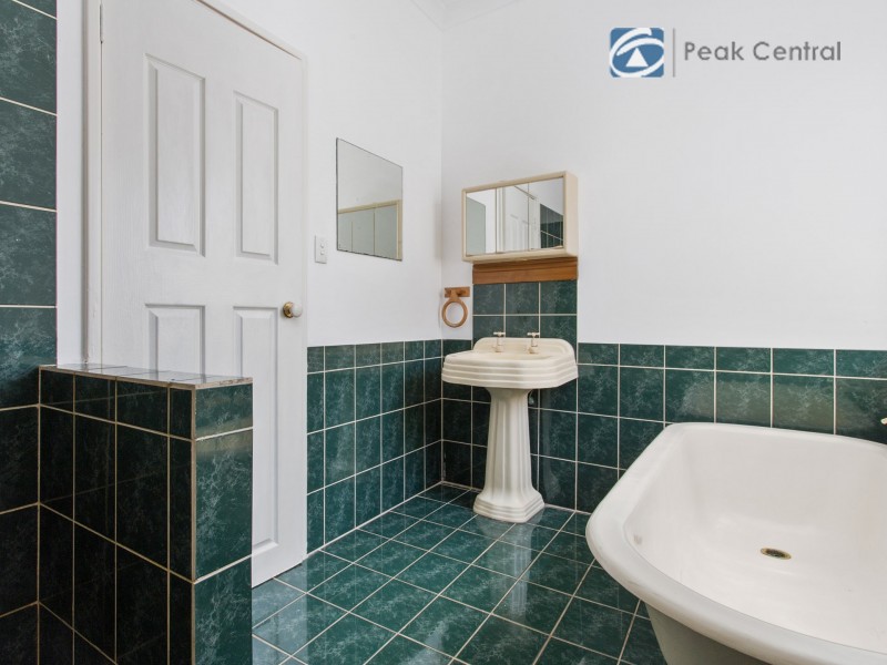 8 Marich Cove, Atwell WA 6164