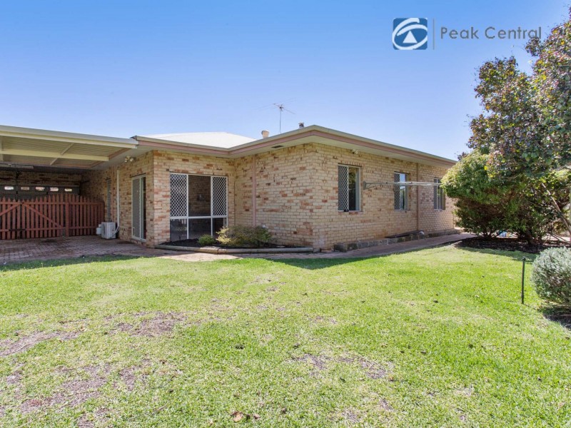 8 Marich Cove, Atwell WA 6164