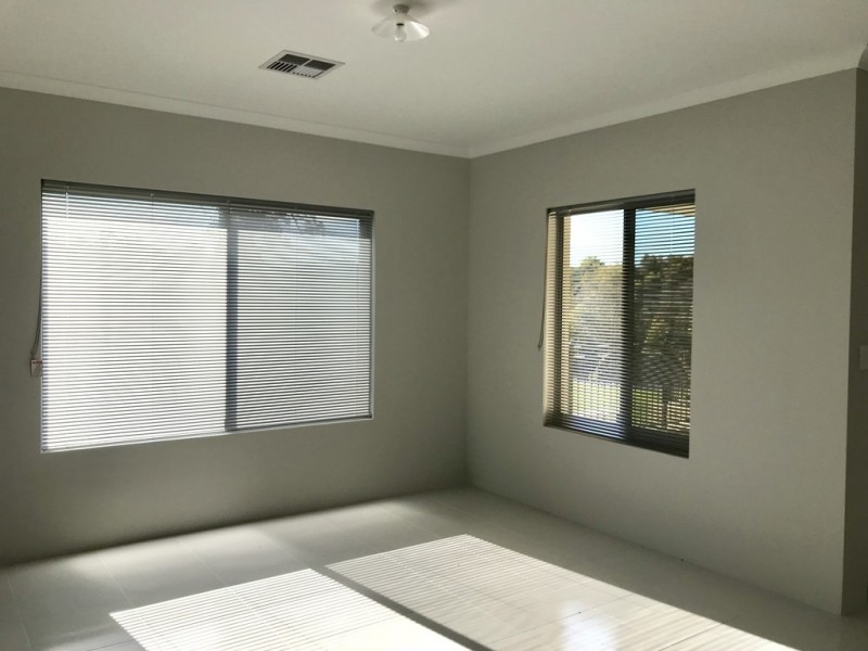 6 Teramo Street, Hammond Park WA 6164