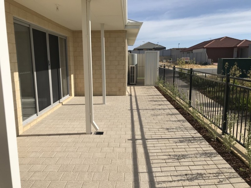 6 Teramo Street, Hammond Park WA 6164