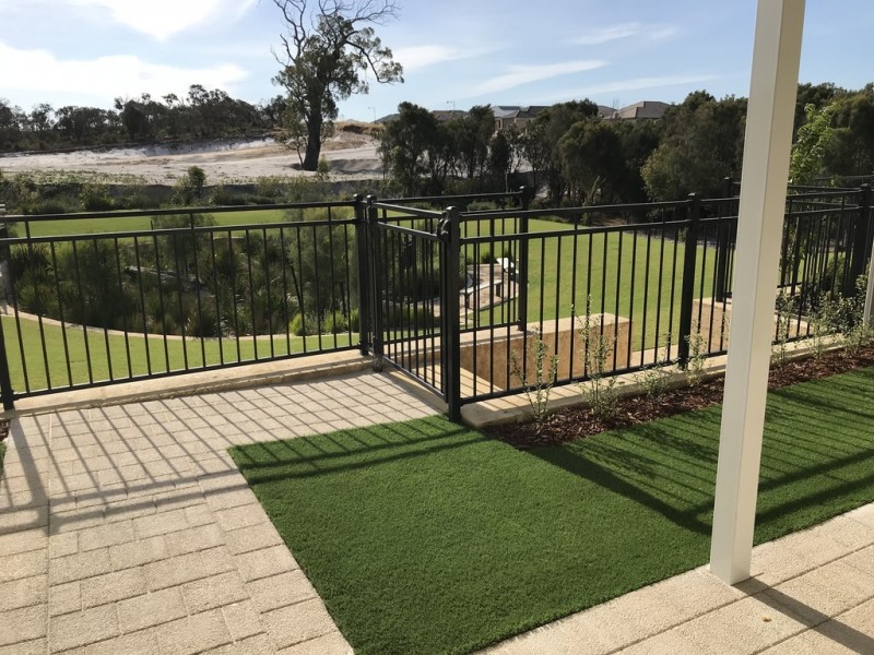 14 Bonsai Lane, Hammond Park WA 6164