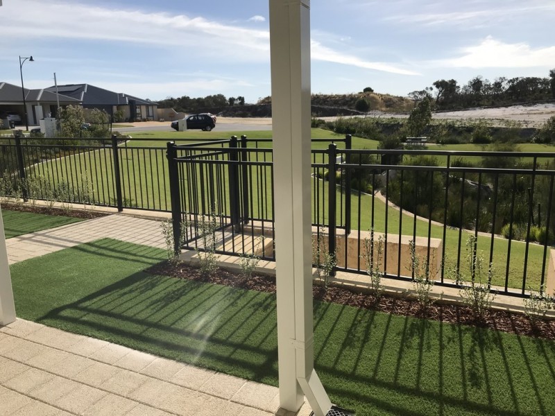 14 Bonsai Lane, Hammond Park WA 6164