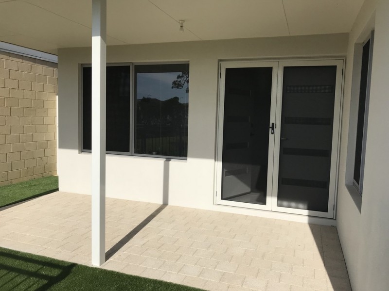 14 Bonsai Lane, Hammond Park WA 6164