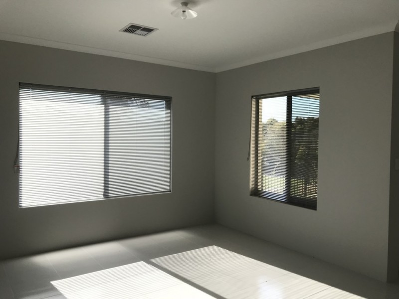 14 Bonsai Lane, Hammond Park WA 6164