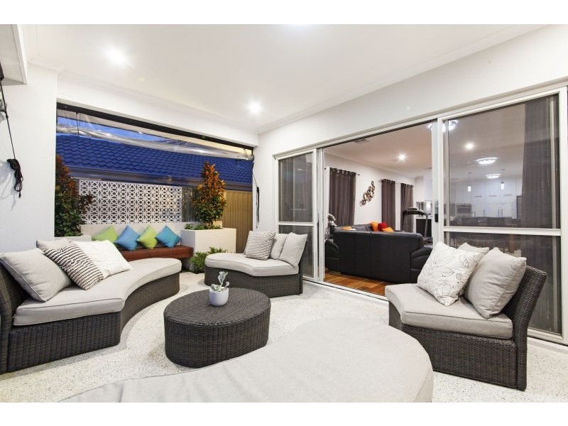 10 Portsmouth Way, Harrisdale WA 6112