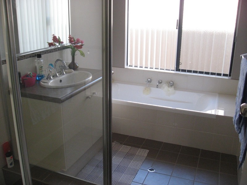 45 Canterbury Trail, Canning Vale WA 6155