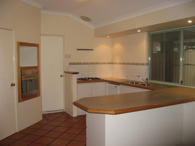 18  Mahogany Loop, Atwell WA 6164