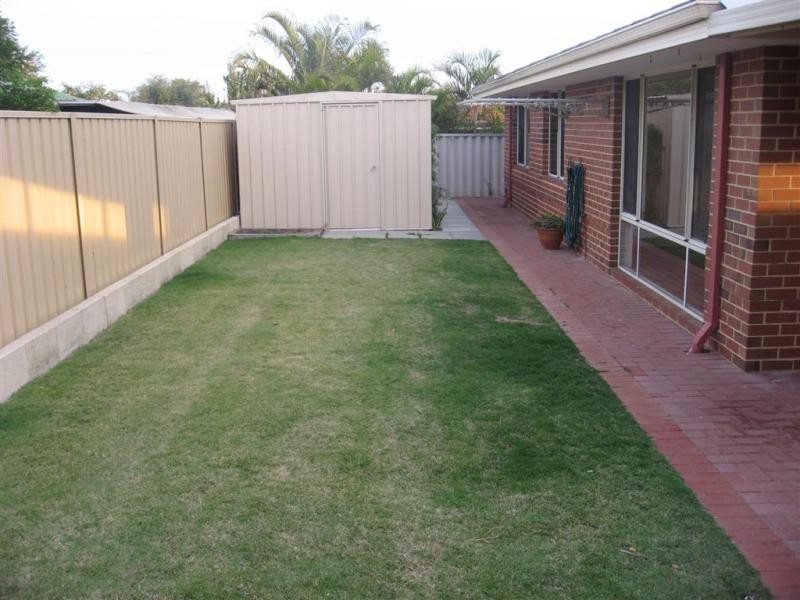 18  Mahogany Loop, Atwell WA 6164