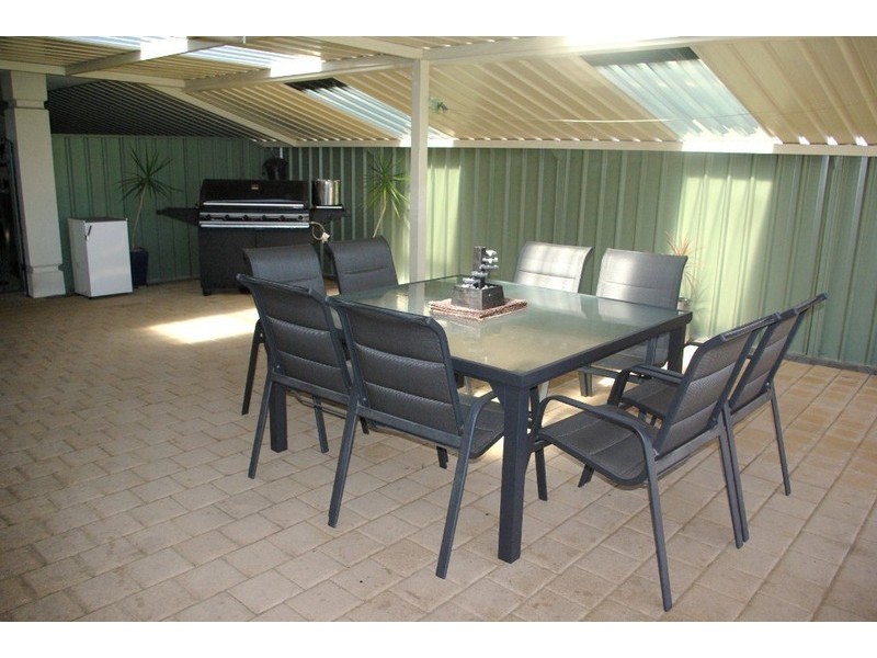 28 Charm Way, Atwell WA 6164
