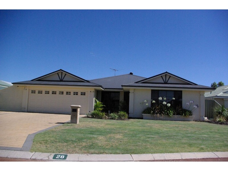 28 Charm Way, Atwell WA 6164