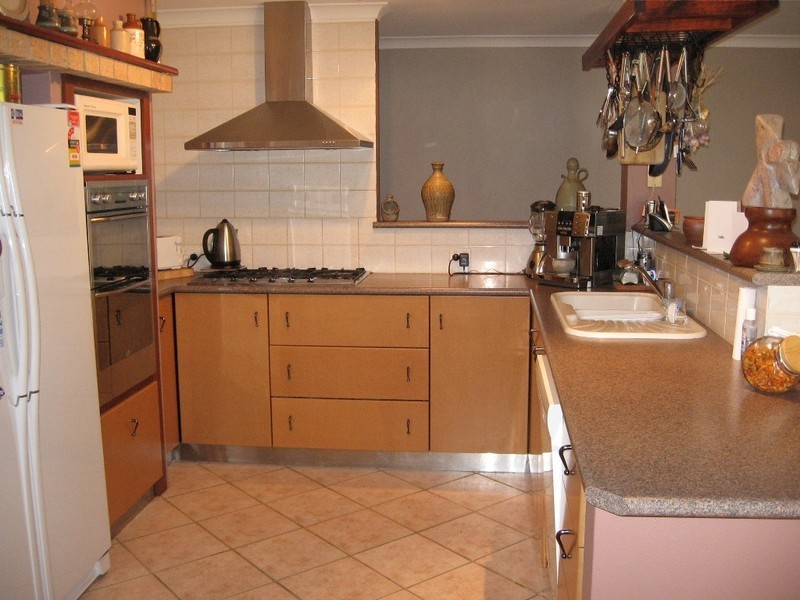 18 Freshwater Drive, Atwell WA 6164