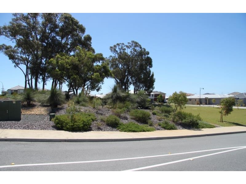 2 Baveno Road, Beeliar WA 6164