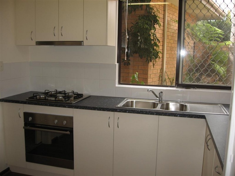 4/46 Ainsworth Loop, Booragoon WA 6154