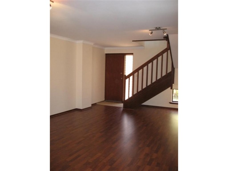 4/46 Ainsworth Loop, Booragoon WA 6154