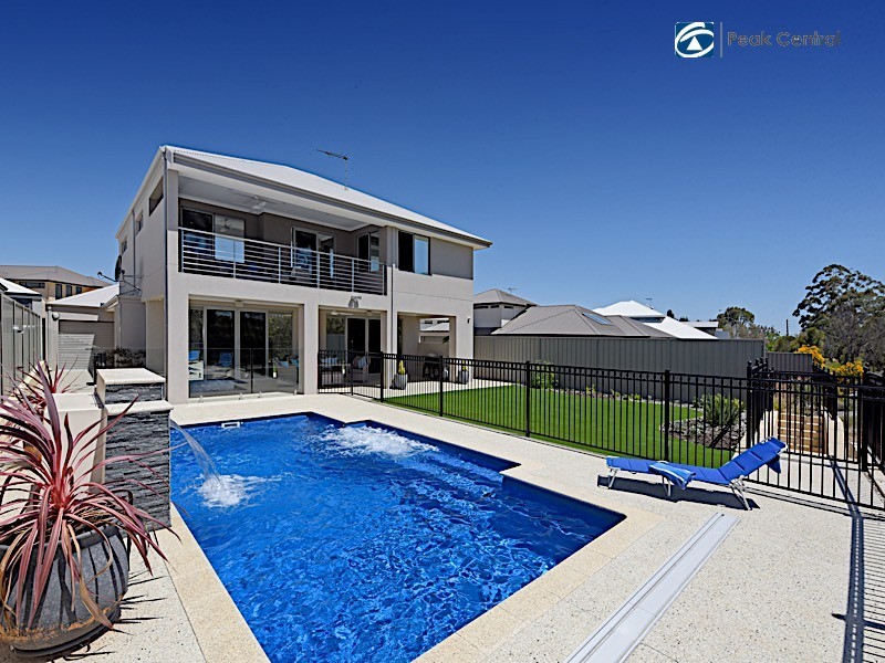 11 Chambri Chase, Success WA 6164