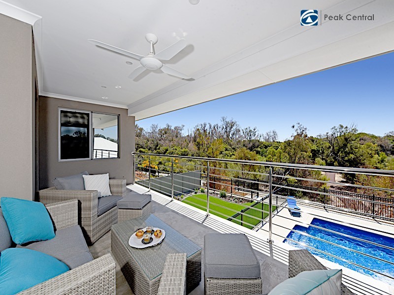 11 Chambri Chase, Success WA 6164