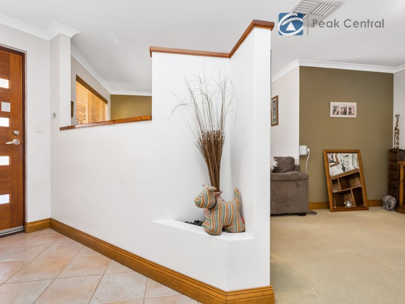 24 St Claire Gardens, Atwell WA 6164