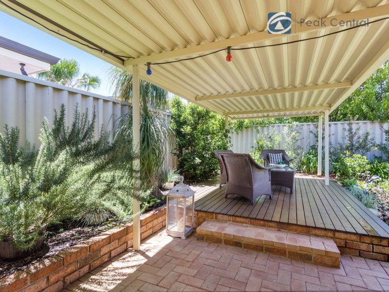 24 St Claire Gardens, Atwell WA 6164