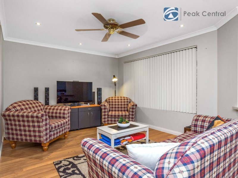 12 Hedges Retreat, Atwell WA 6164