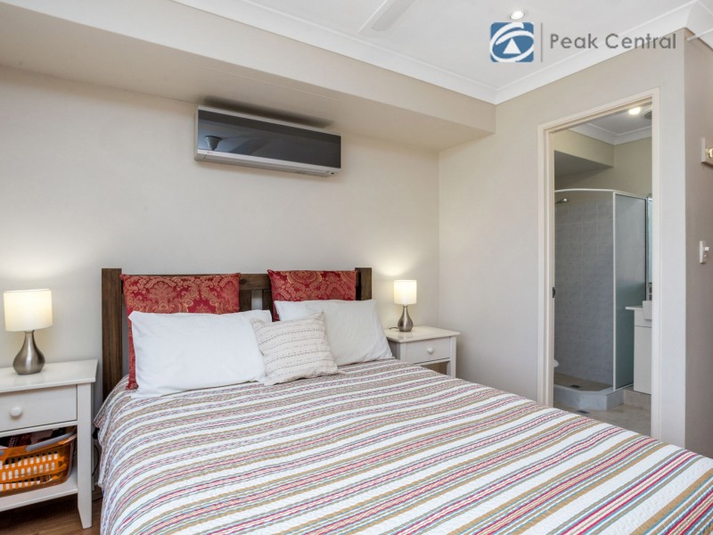 12 Hedges Retreat, Atwell WA 6164