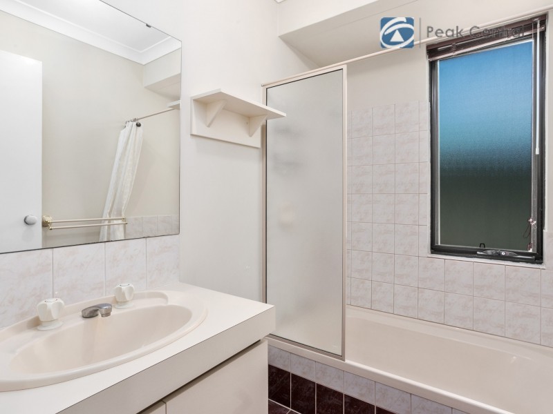 12 Hedges Retreat, Atwell WA 6164