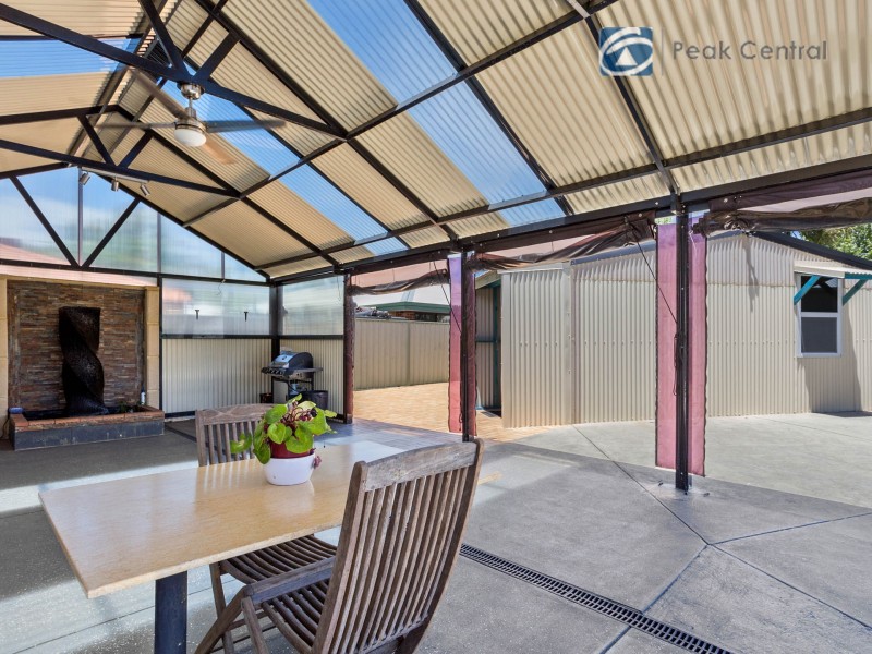 12 Hedges Retreat, Atwell WA 6164